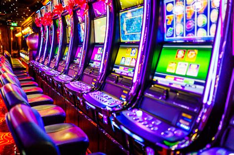5,406 Slot Machine Stock Photos & High.